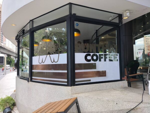 พิมพ์ Sticker ไดคัท ติดกระจก ร้านกาแฟ
